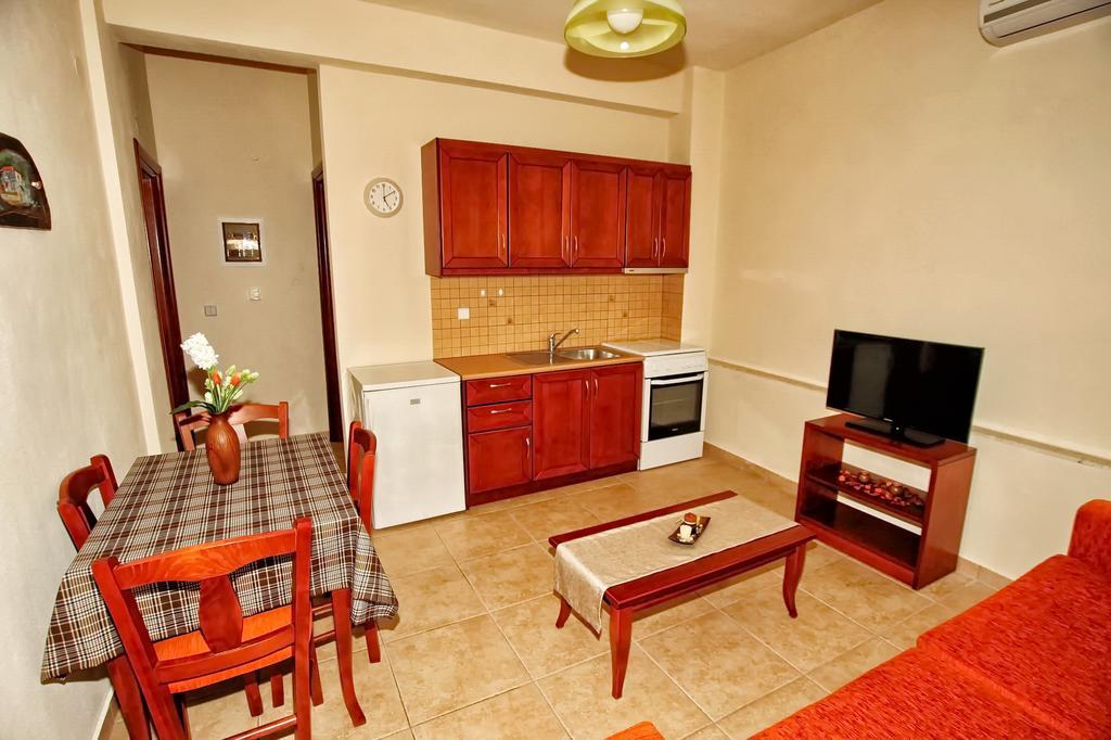 Traditional Apartments Tsikrikonis Mirtofiton Екстериор снимка