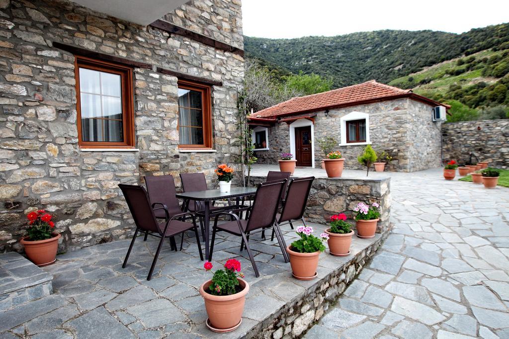 Traditional Apartments Tsikrikonis Mirtofiton Екстериор снимка