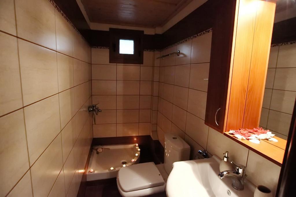 Traditional Apartments Tsikrikonis Mirtofiton Екстериор снимка